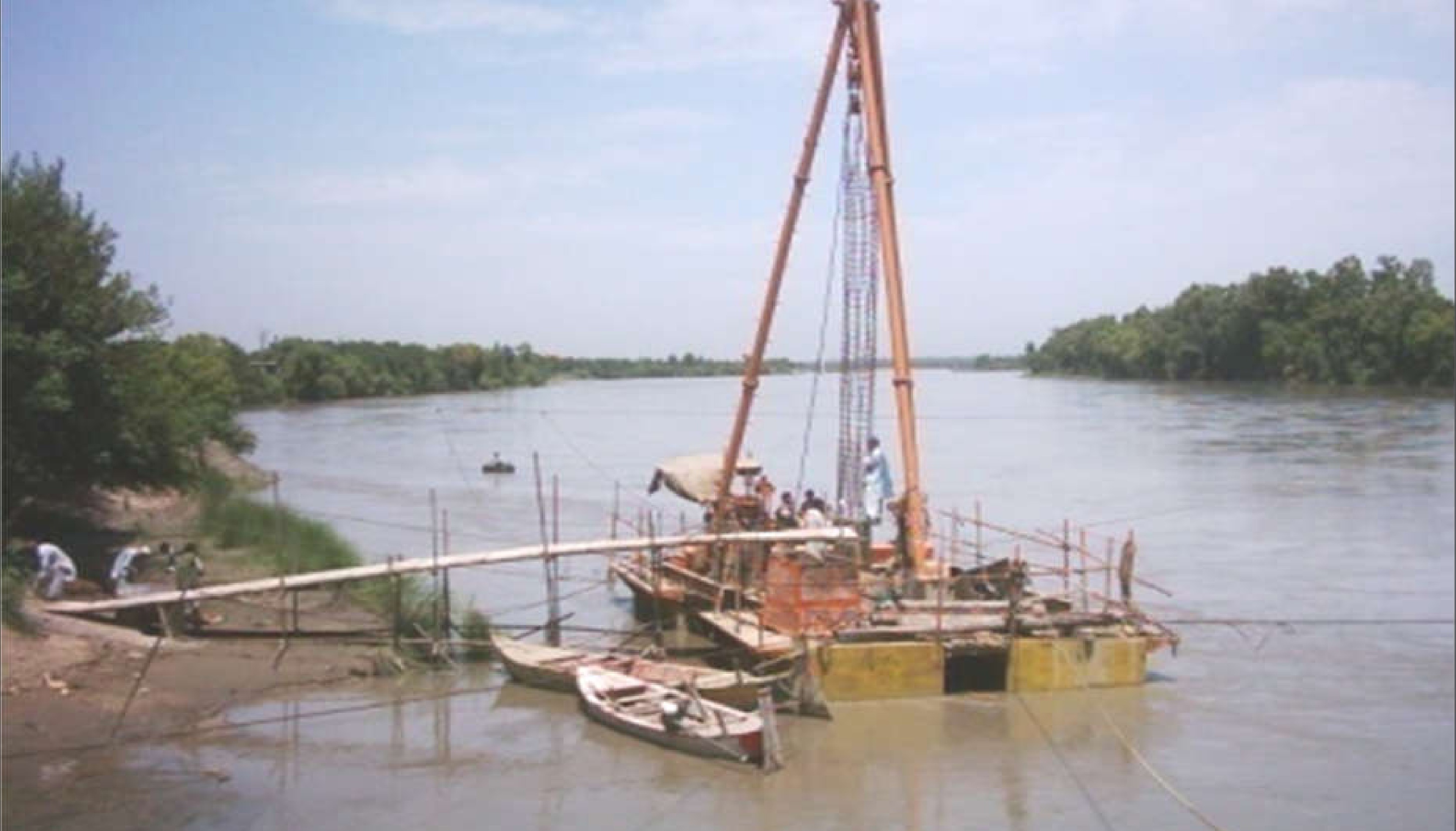 Project photograph from company profile page 141 (BRIDGE OVER RIVER KABUL)